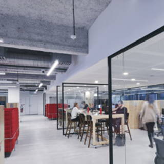 Open Space  200 postes Coworking Boulevard Carnot Lille 59800 - photo 1